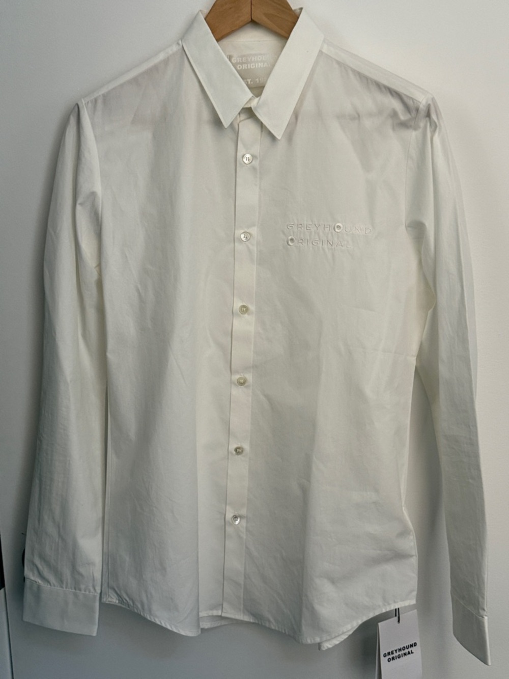 Men's White Classic Button-Down Dress Shirt